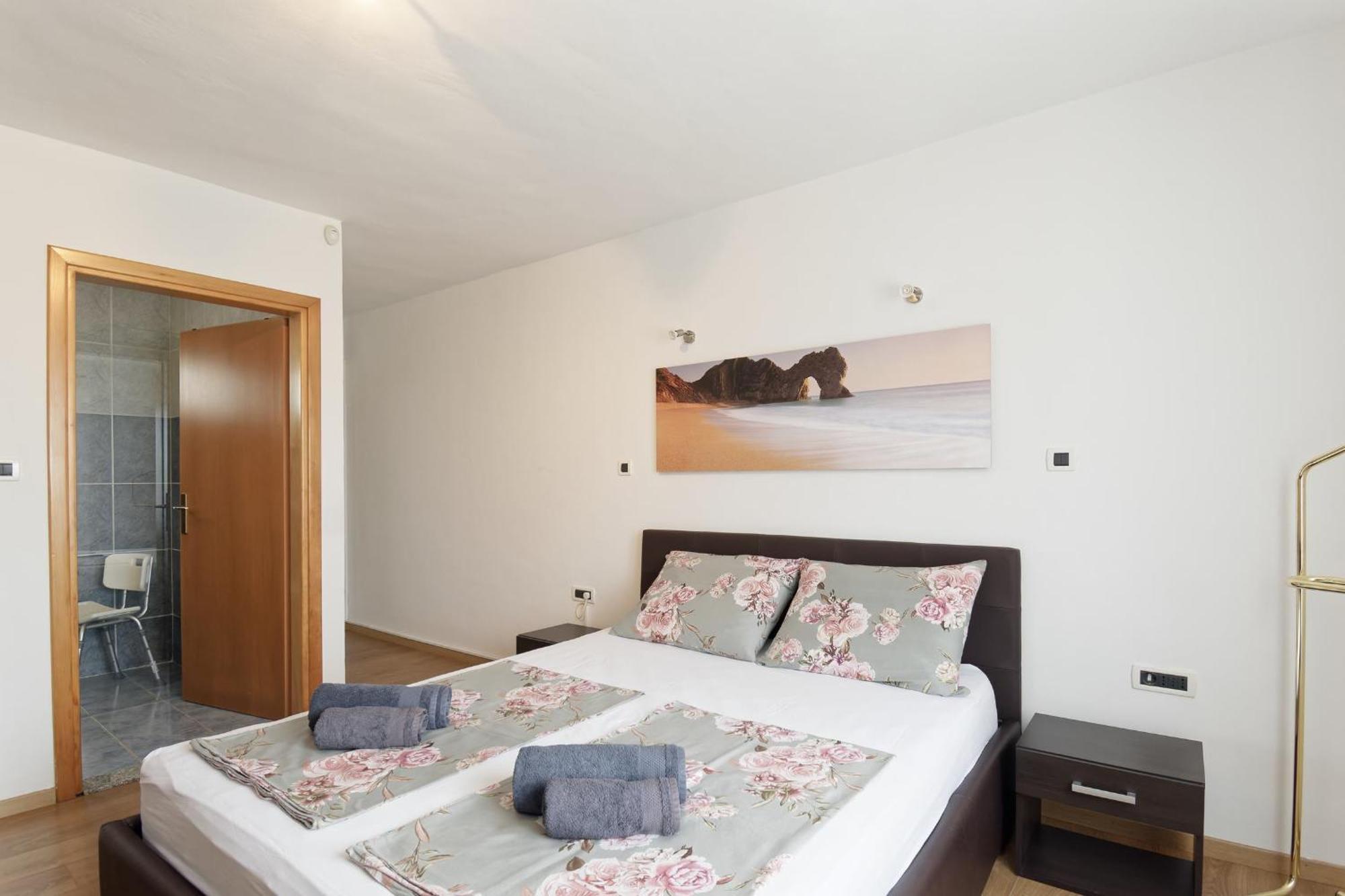 Apartment Larissa By Rent Istria Višnjan Exteriér fotografie